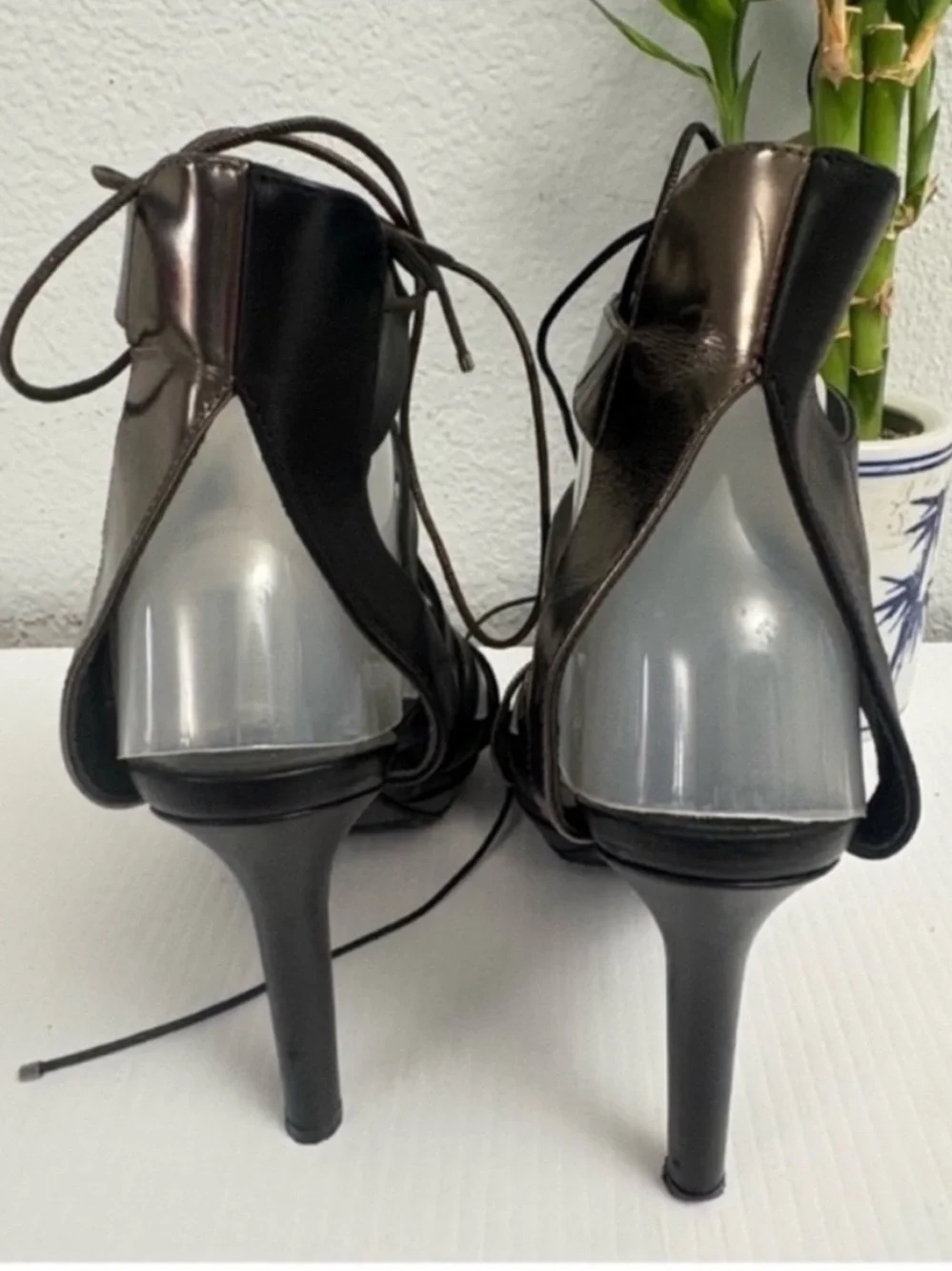 THESIS Couture Gladiator Black Silver Metallic Strappy High Heel Sandals Sz 39